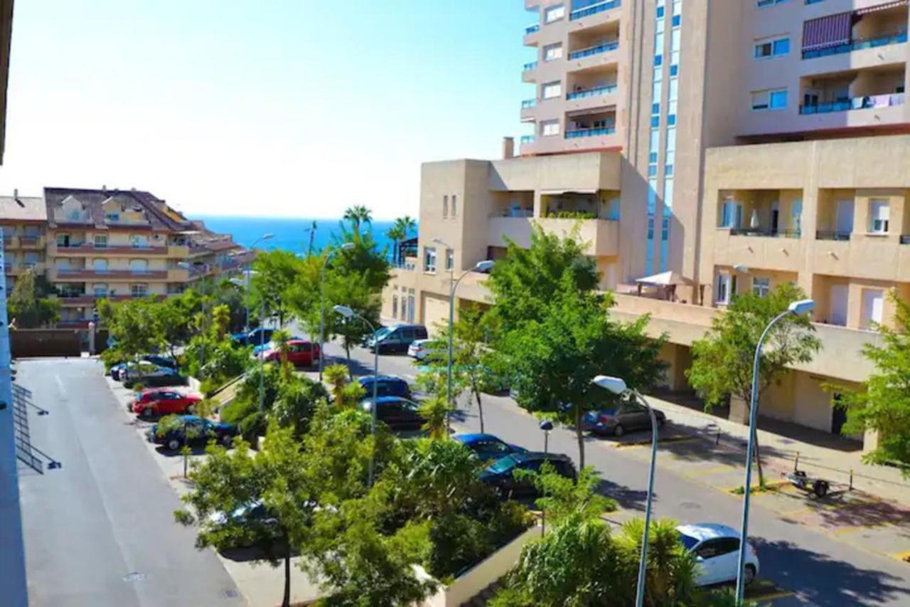 Beachfront Complex El Coloso Views,Pools,Parking Benalmadena Costa Bagian luar foto