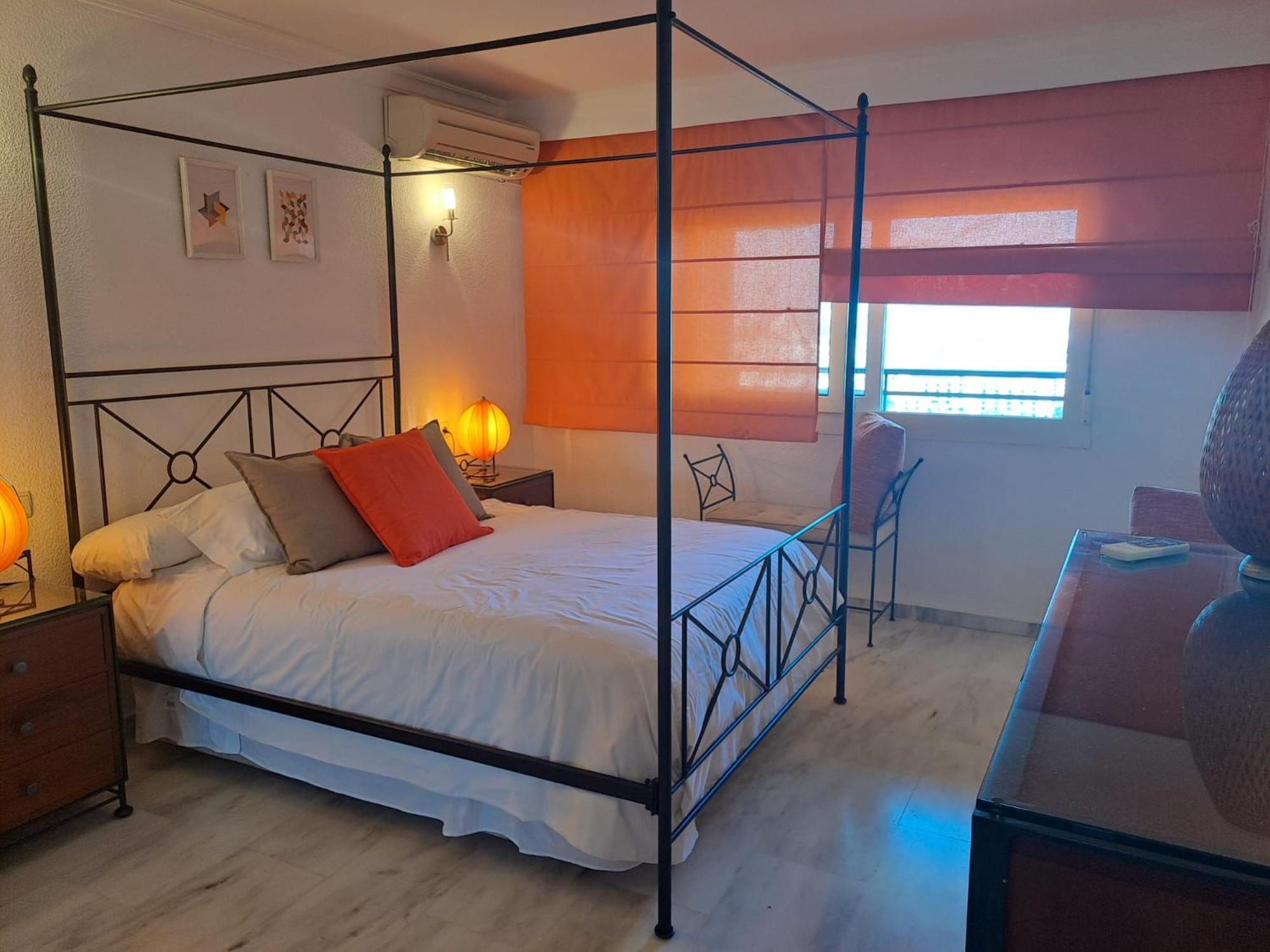 Beachfront Complex El Coloso Views,Pools,Parking Benalmadena Costa Bagian luar foto